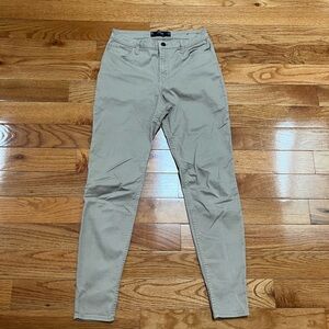 Women’s Khaki Jeans